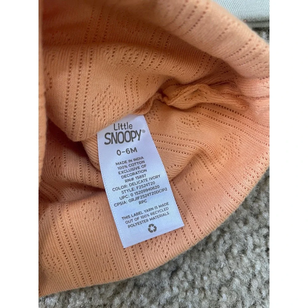 Brand new Little Snoopy Baby Beanie Hat 0-6 Mon Peach‎ & Snoopy Print Cotton Set